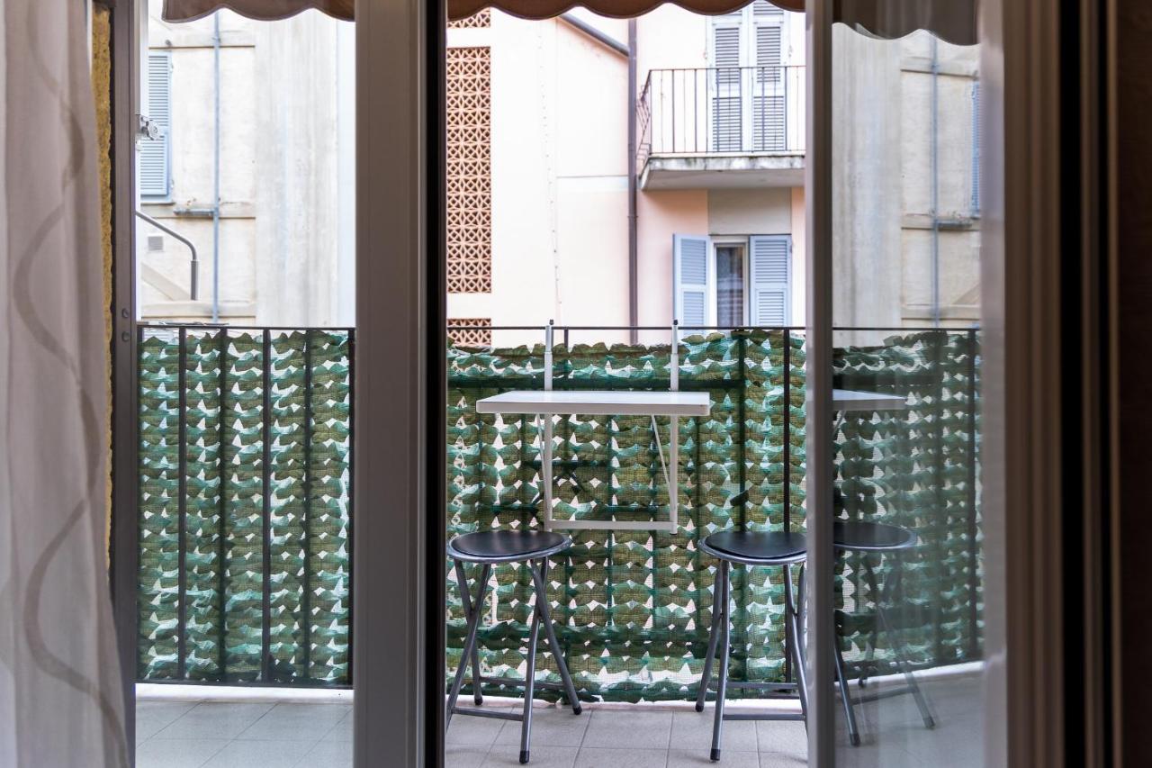 Myro'S House Apartment Специя Екстериор снимка