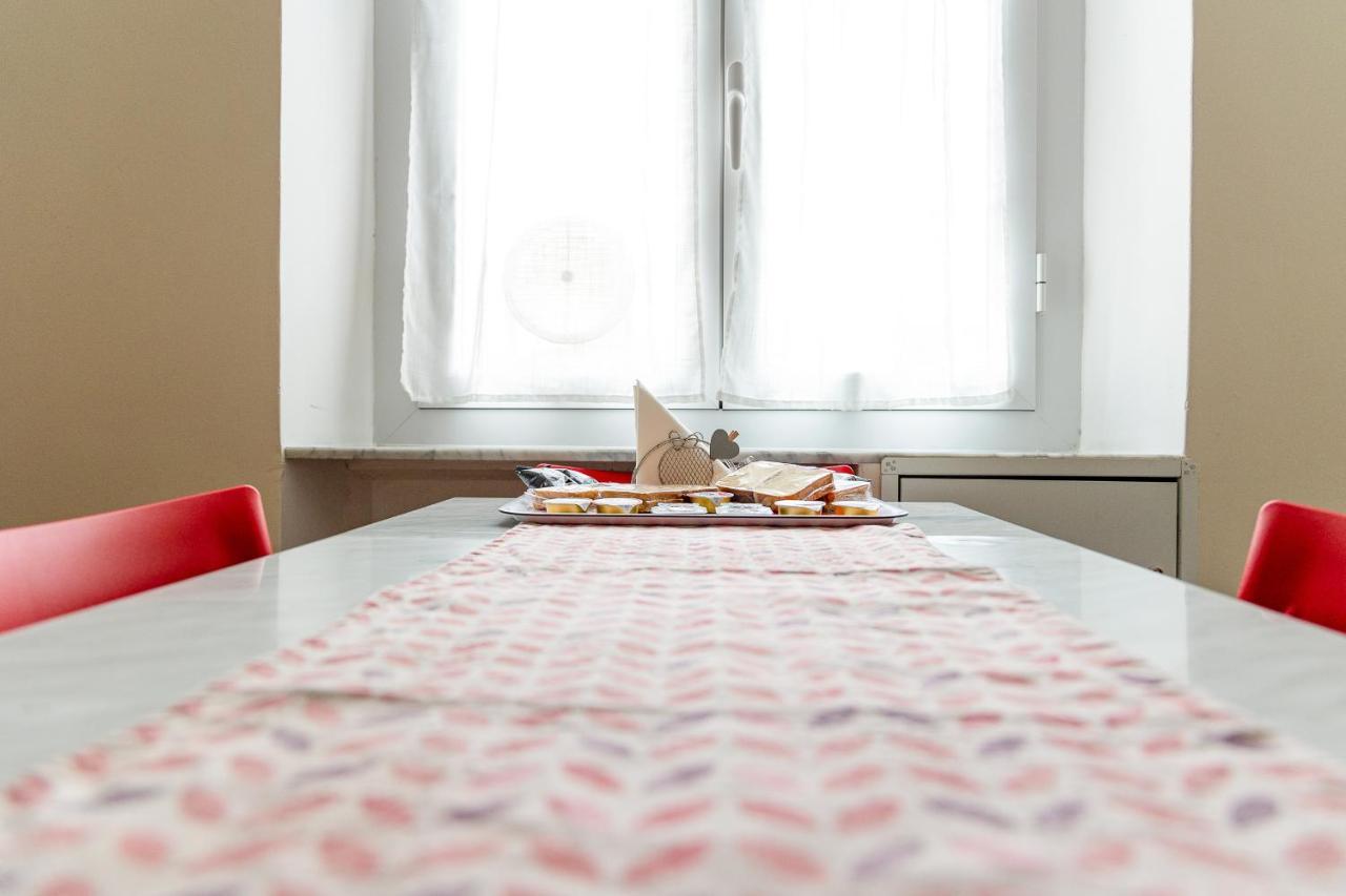 Myro'S House Apartment Специя Екстериор снимка