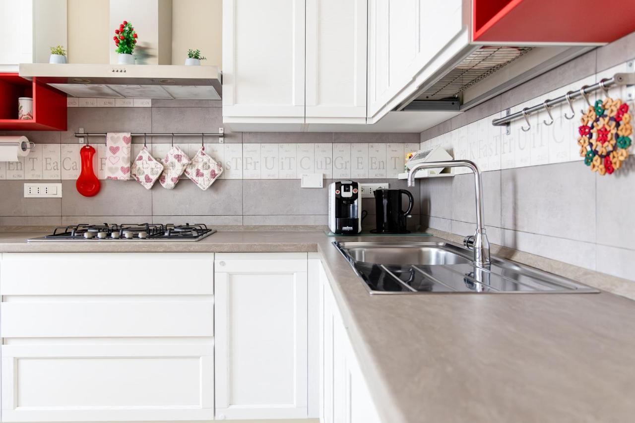 Myro'S House Apartment Специя Екстериор снимка