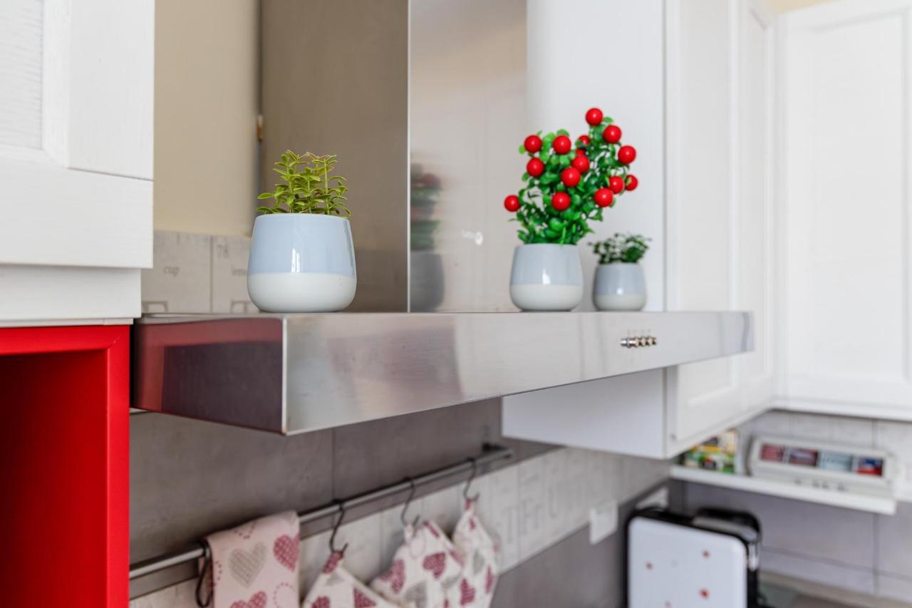Myro'S House Apartment Специя Екстериор снимка